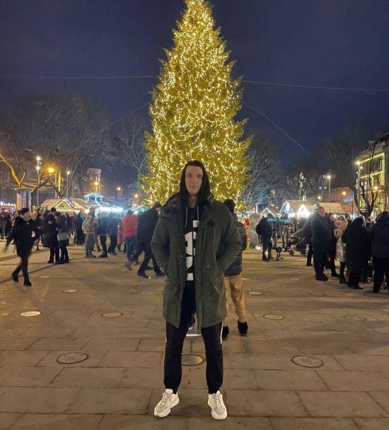 Doinb转型Dota2选手冲击上海Ti赛场